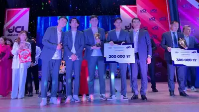 Веселые и находчивые встретились в Таразе, фото - Новости Zakon.kz от 03.10.2023 13:39