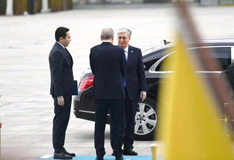 Эрдоган лично встретил Токаева в резиденции , фото - Новости Zakon.kz от 16.03.2023 15:25