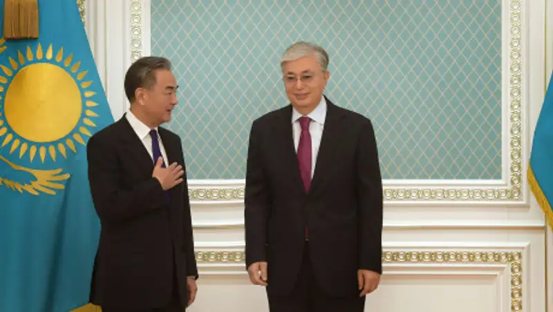 Токаев пригласил Си Цзиньпина в Казахстан