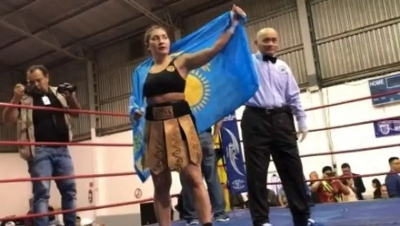 Казахстанка Сатыбалдинова одержала первую победу в профи