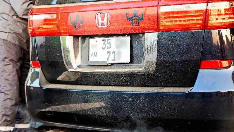 В Казахстане продлили сроки перерегистрации авто с армянскими номерами