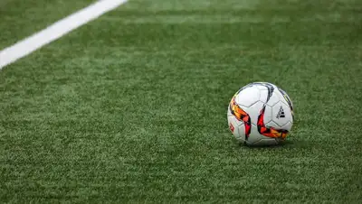 Болельщики ФК «Атырау» требуют увольнения легионеров, фото - Новости Zakon.kz от 23.07.2022 01:01