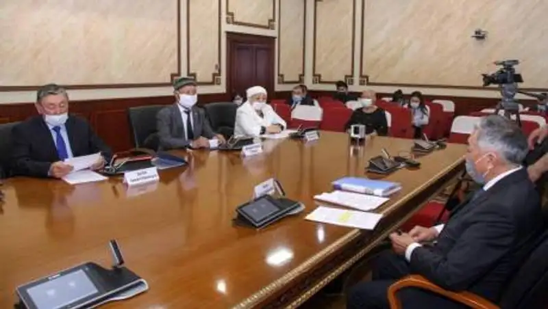 В Мангистау состоялось заседание совета ветеранов