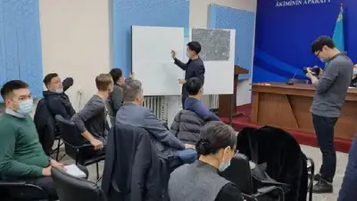 Концепцию будущих дворов и общественных пространств обсуждают жители столицы, фото - Новости Zakon.kz от 01.02.2022 20:47