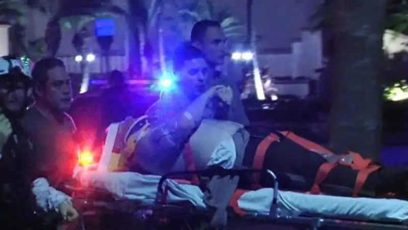 Пьяный охранник Джастина Бибера тяжело ранил полицейских