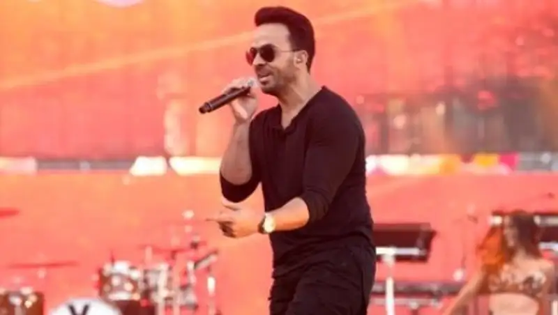 Клип на песню Despacito стал самым популярным в истории YouTube