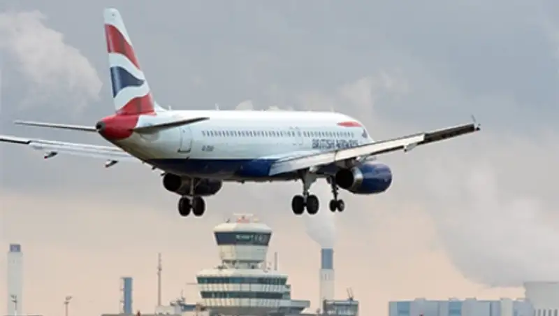 British Airways запретит своим пассажирам есть орехи