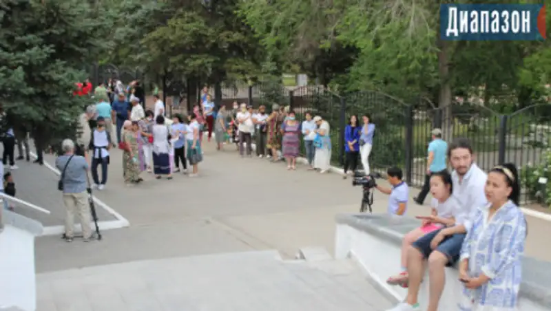 Развращение детей вожатым лагеря: полсотни человек пытались пробиться в суд