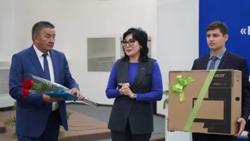 Вековой юбилей газеты "Егемен Қазақстан" отметили в Акмолинской области