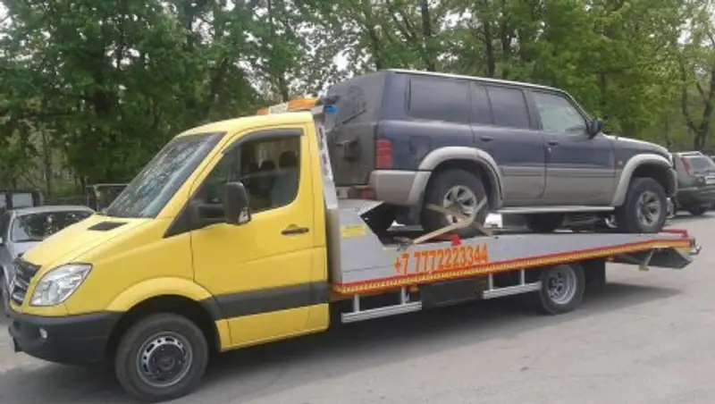 У талдыкорганцев, не оплативших налоги, забирают машины