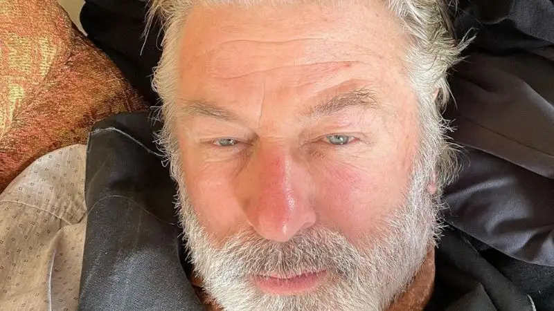 Болдуин: Я не нажимал на курок пистолета, из которого была убита оператор