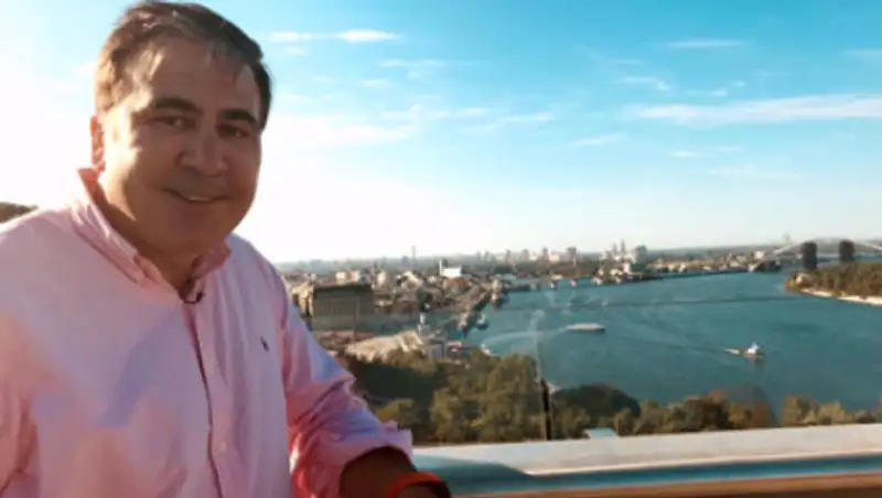 Саакашвили отказался от выборов в Раду