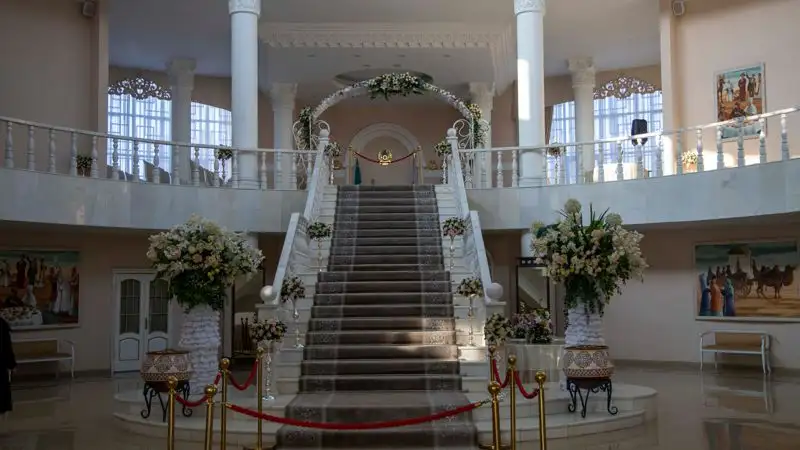 Сколько пар в Казахстане создали семью за последние 10 лет