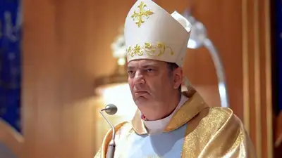 Гей-оргия стоила карьеры католическому епископу в Польше