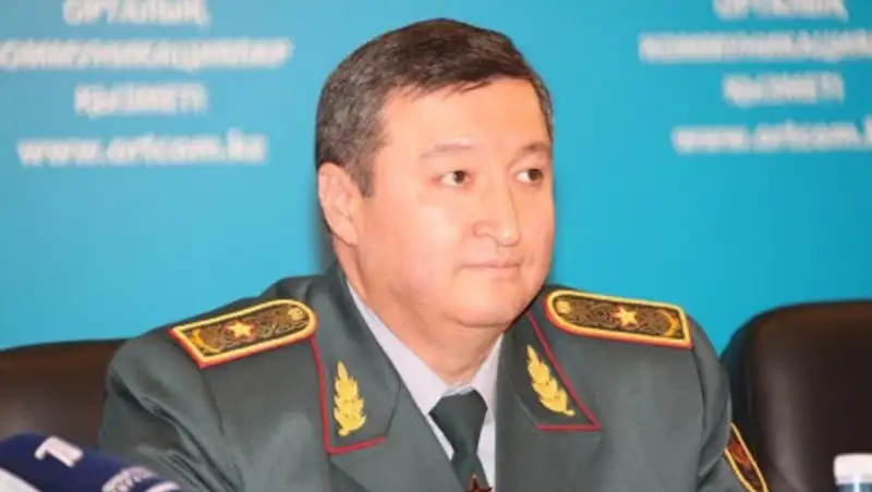 Алтынбаев освобожден от должности заместителя министра обороны
