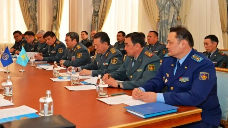 Руководство Генштаба ВС РК встретилось с делегацией Объединенного штаба ОДКБ