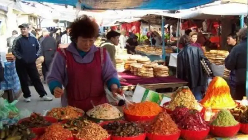 В Алматы временно закроют 9 городских рынков