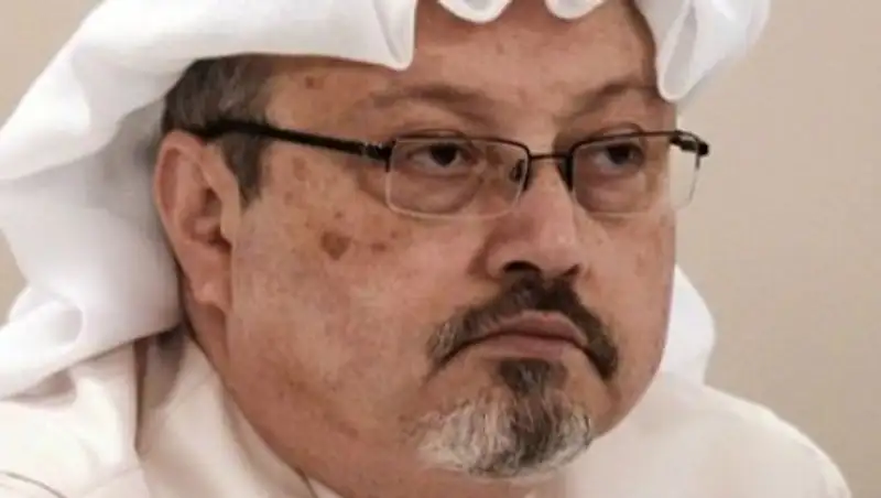 Убийство саудовского журналиста записали его часы - СМИ