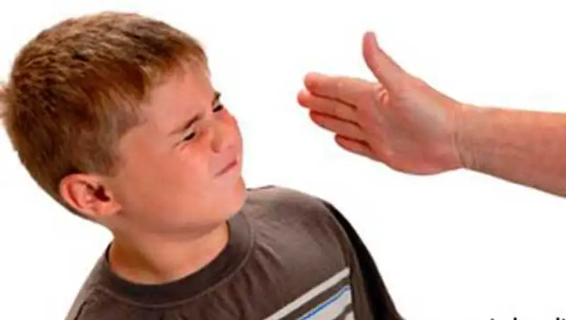 В Павлодаре на 50 МРП оштрафовали воспитательницу, ударившую ребенка, фото - Новости Zakon.kz от 14.11.2013 23:40