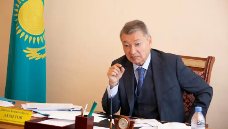 Даниал Ахметов провел прием граждан в Семее