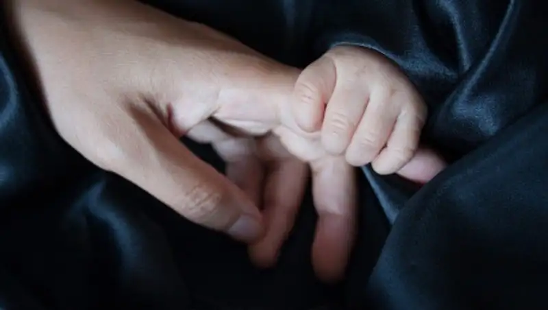 Женщины получили 54 миллиона тенге за "выдуманных" детей