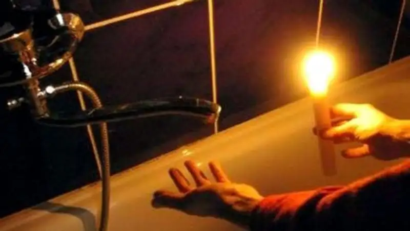 15 лет жители села в Алматинской области ждут свет и воду