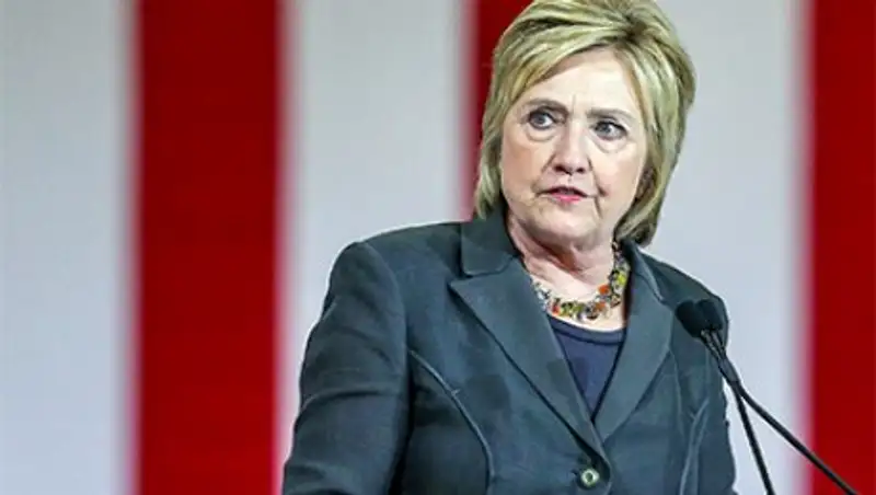 В Конгрессе потребовали расследовать возможную ложь Клинтон под присягой