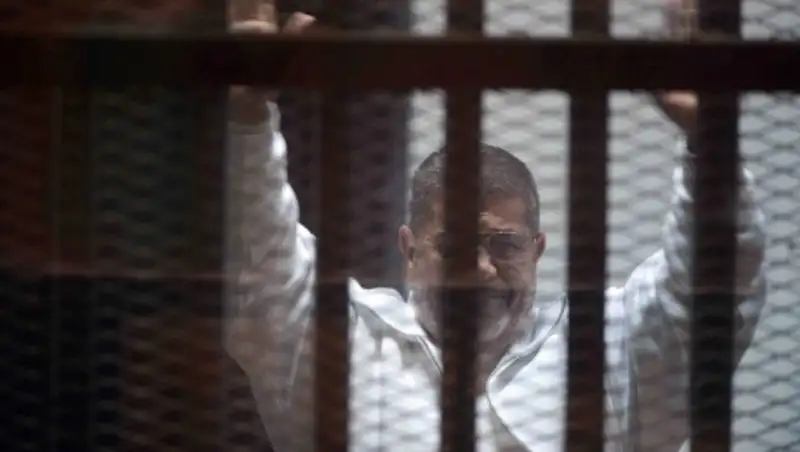 В Египте открывается новый судебный процесс над экс-президентом Мурси