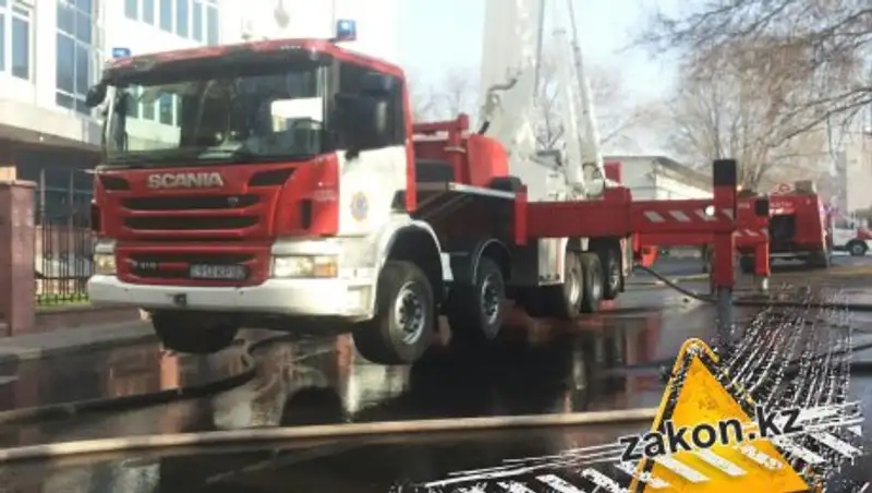 Пентхаус в Алматы спасли от огня