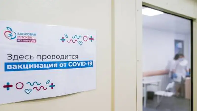 В России не зафиксировали смертей после вакцинации от коронавируса