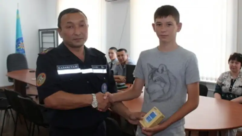 За спасение одноклассниц школьник из ЗКО получит скутер