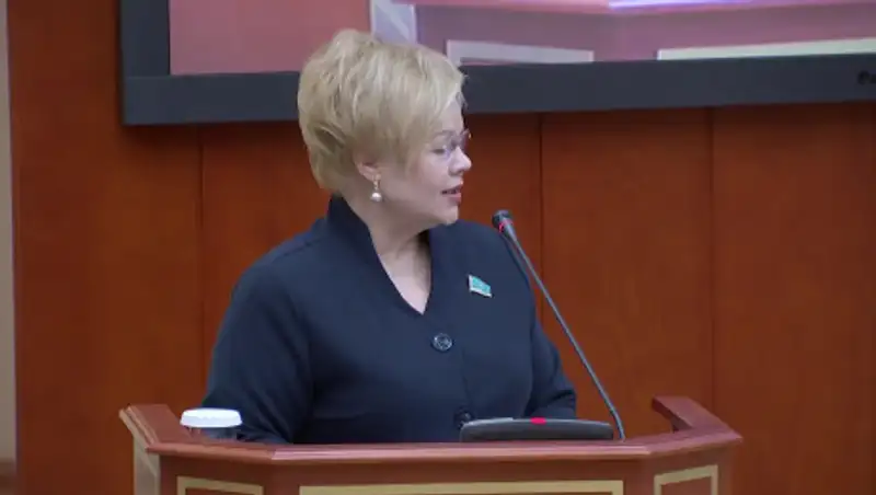 Депутат: Не удалось достичь намеченных показателей по "экономике простых вещей"