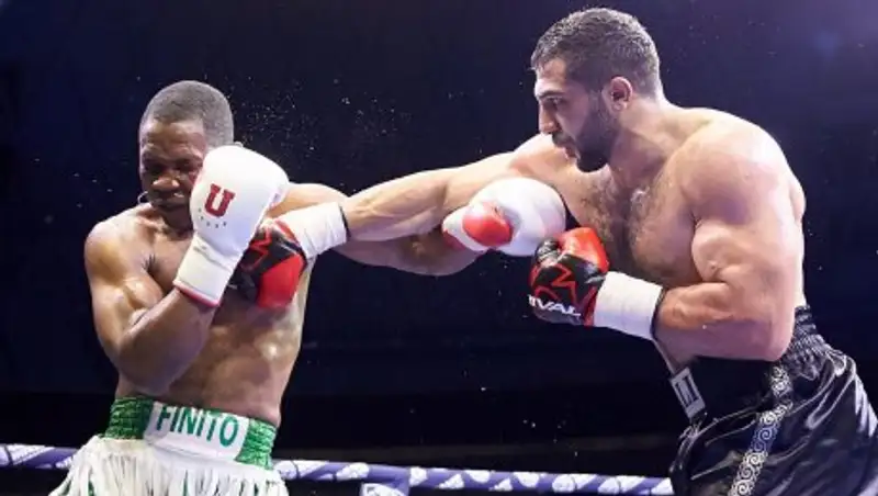 Али Балоев об Алимханулы - показал интересную манеру ведения боя