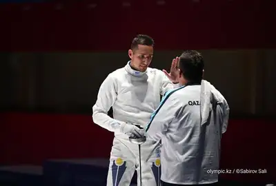 Фехтовальщик Эльмир Алимжанов завоевал бронзовую медаль Азиатских игр, фото - Новости Zakon.kz от 26.09.2023 17:57