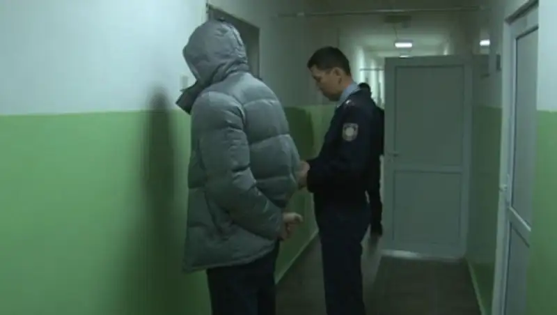 В Петропавловске школьница выследила карманника и "передала" его полицейским