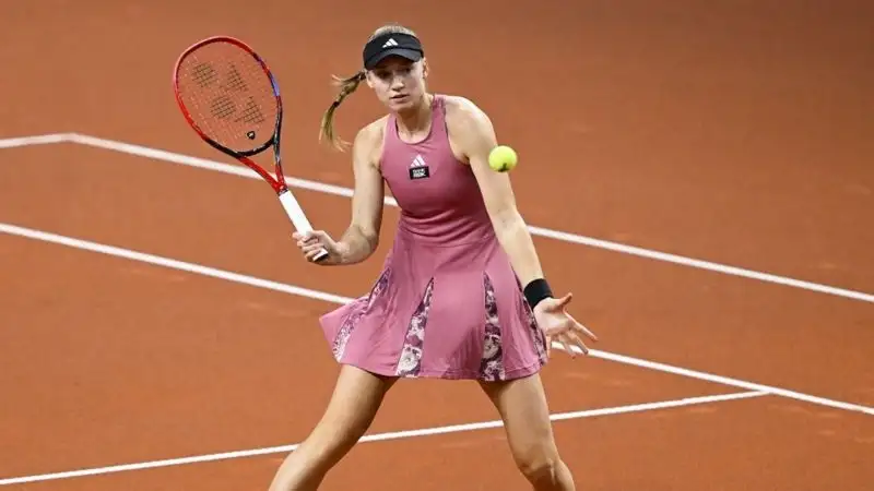 Елена Рыбакина потерпела поражение в матче на турнире в Штутгарте