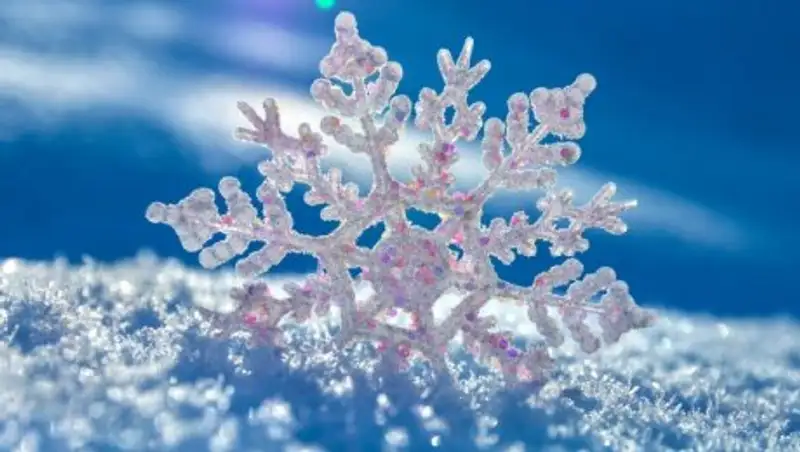 Снег выпал в Жезказгане и Сатпаеве