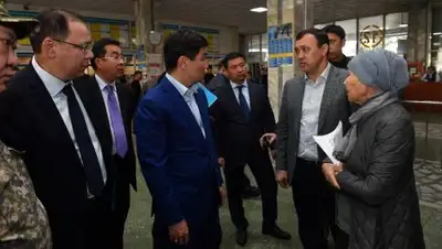 пресс-служба акима Алматы, фото - Новости Zakon.kz от 17.04.2018 15:03