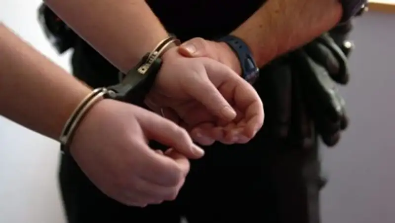 В ЗКО следователя РОВД задержали по подозрению в коррупции