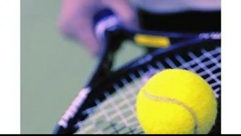 Недовесов выиграл парный разряд турнира серии Челленджер в Австралии