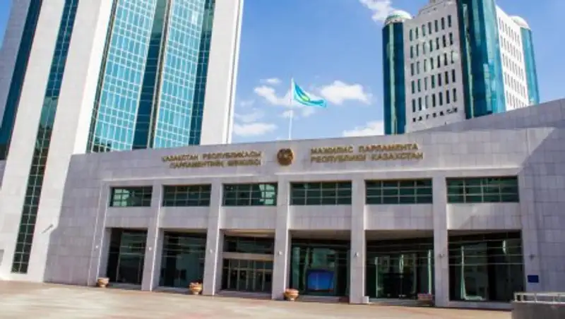 Рекомендации по распоряжению бюджетными средствами дал Парламент Правительству РК