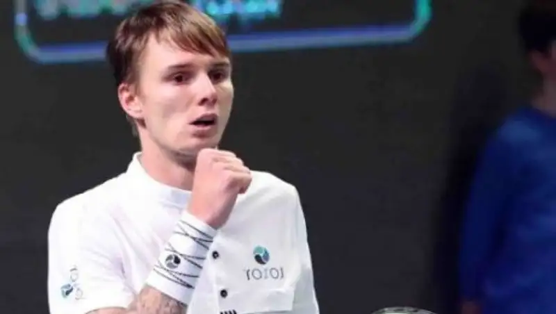 Бублик выиграл "Челленджер" во Франции