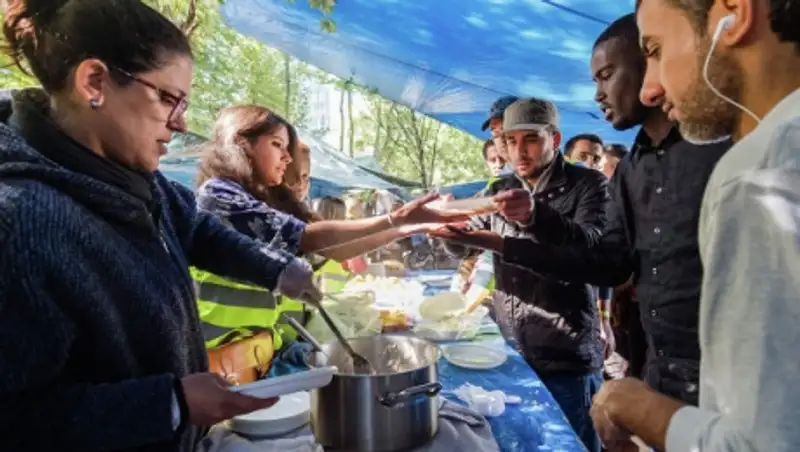 Глава провинции в Бельгии призвал жителей "не подкармливать" беженцев