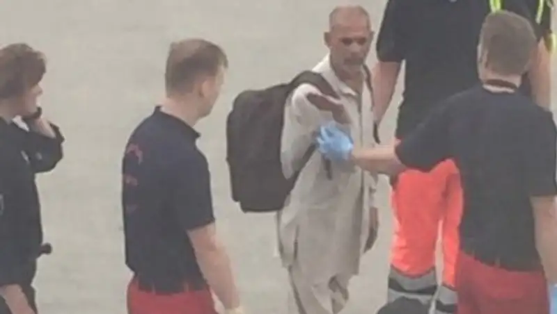 Самолет Lufthansa экстренно сел из-за пытавшегося открыть дверь пассажира