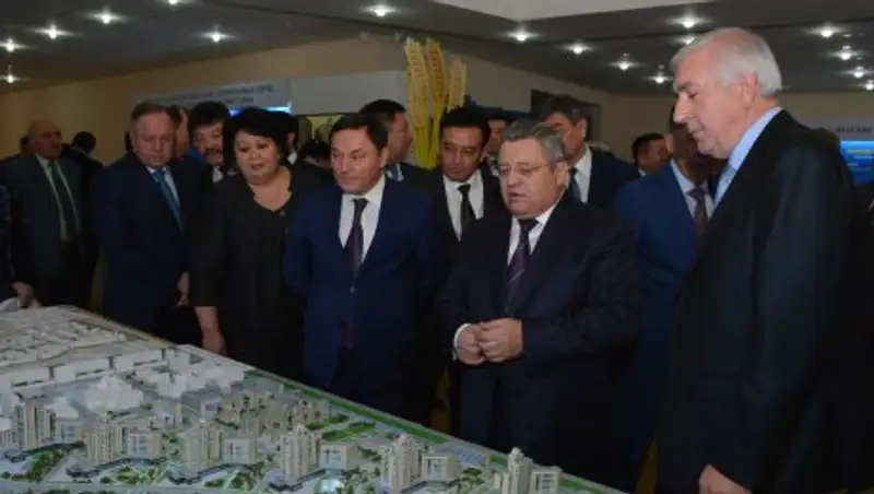 В Акмолинской области лучшим работникам сельскохозяйственной отрасли вручены ключи от новых автомобилей