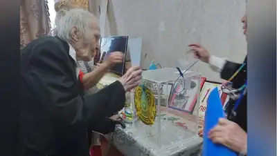 голосование, фото - Новости Zakon.kz от 20.11.2022 21:00