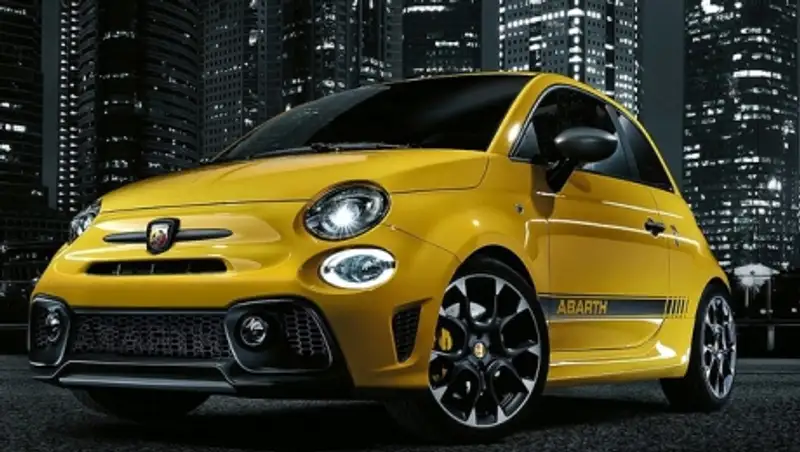 Ателье Abarth обновило хот-хэтчи 595 на базе Fiat 500