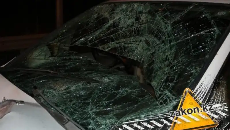 В Алматы насмерть сбили мужчину