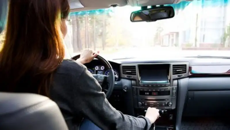 В Актобе мусульманки заказывают такси с водителями-женщинами