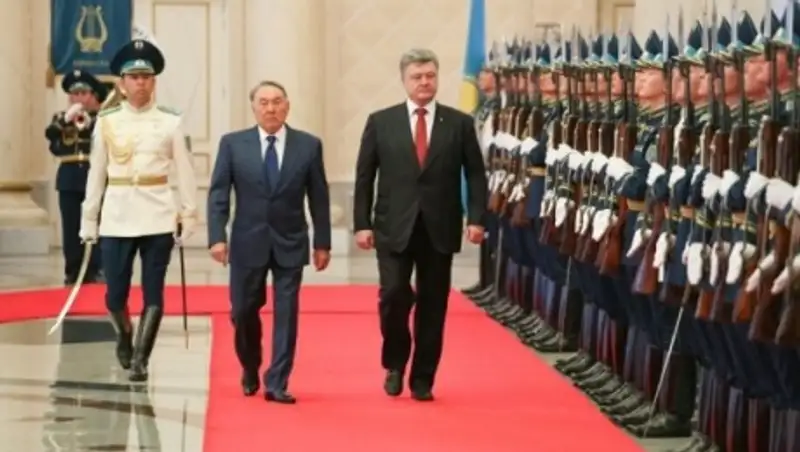 Назарбаев и Порошенко провели переговоры в Акорде